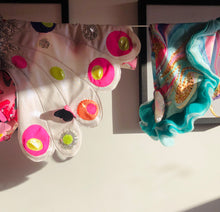 Load image into Gallery viewer, Butterfly Body