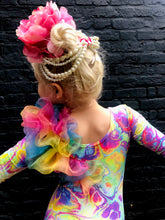 Load image into Gallery viewer, Marvellous Marbling Madame
