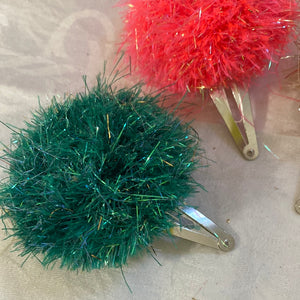 Pompom clips